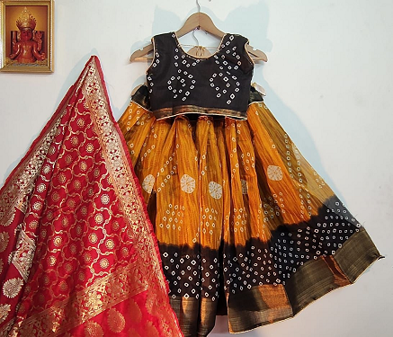 Lehenga Blouse With Dupatta for Kidz Orang Hanu