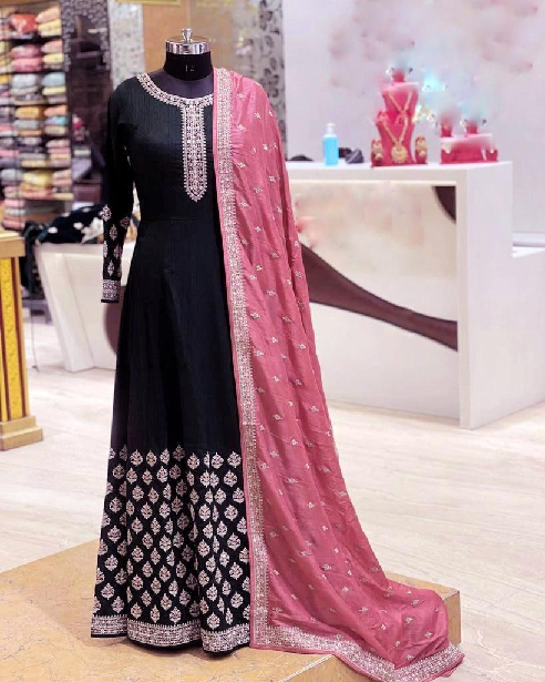 NEW DESIGNER EMBROIDERED ANARKALI GOWN Black