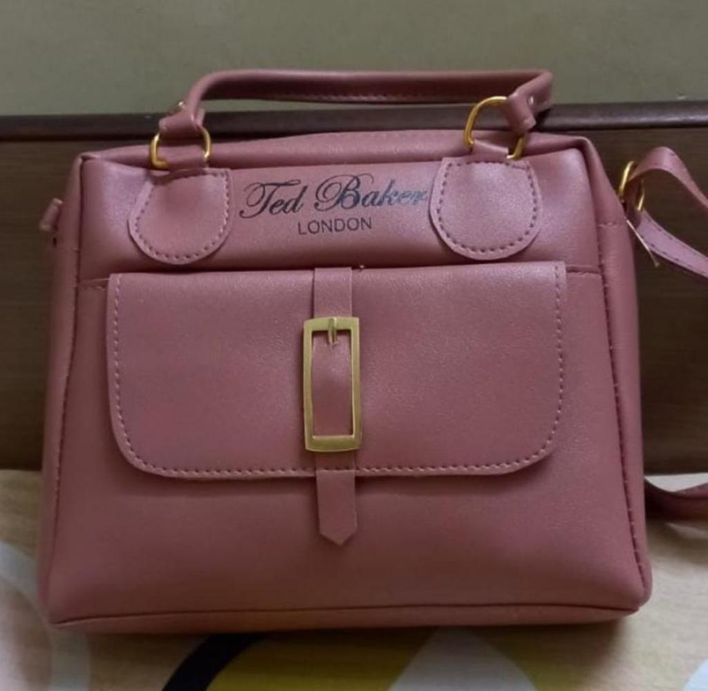 RD Baker LD Bech  Women's Designer Purse